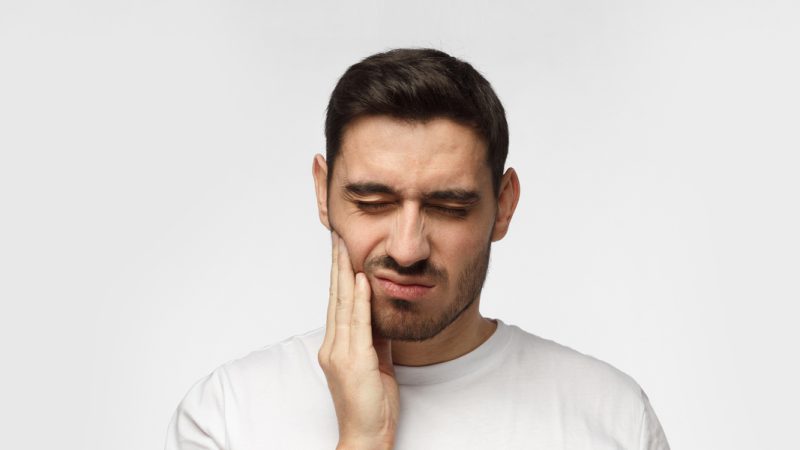 Signs You Should Visit a Dentist in Murfreesboro, TN Sooner Than Later